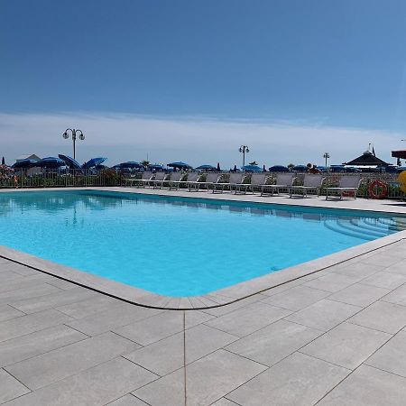 Residence Apollo - Home Immobiliare Jesolo Екстериор снимка
